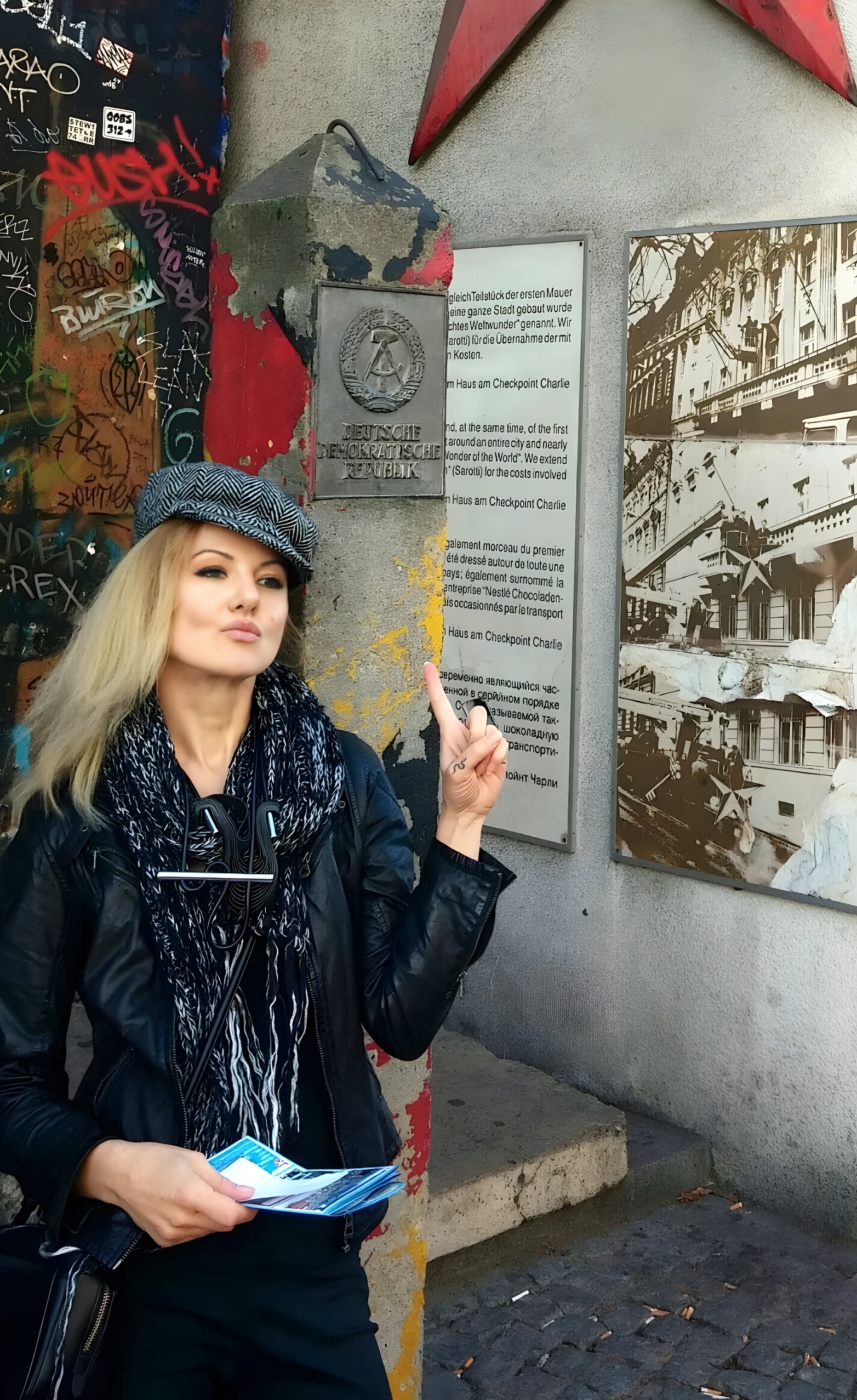 Romi @ Checkpoint Charlie