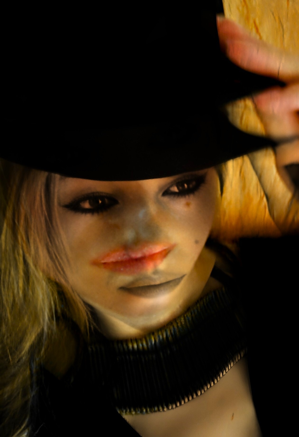 Romi, Hats, Gloves 10