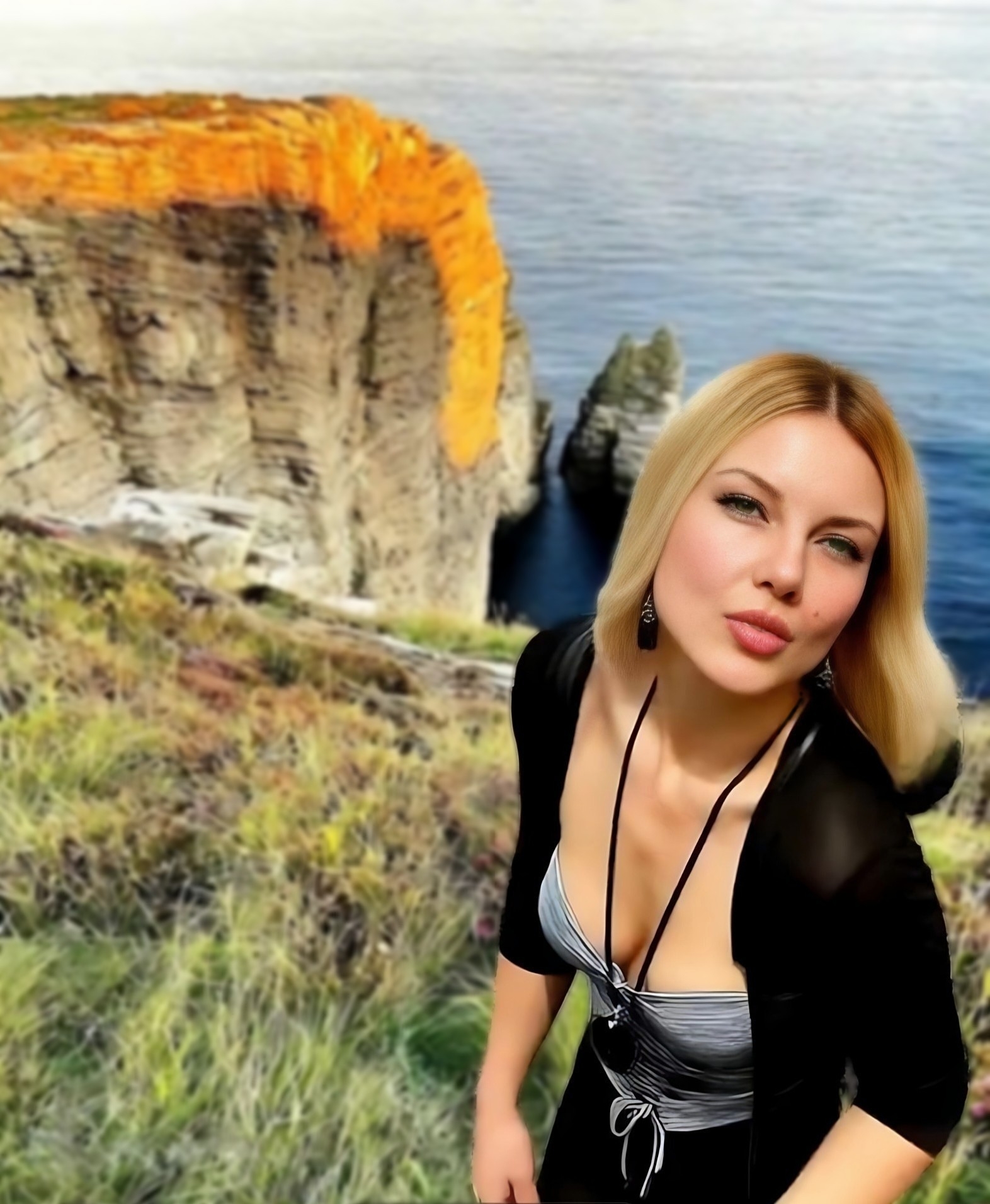 Romi @ Sugarloaf Rock-Isle Of Man
