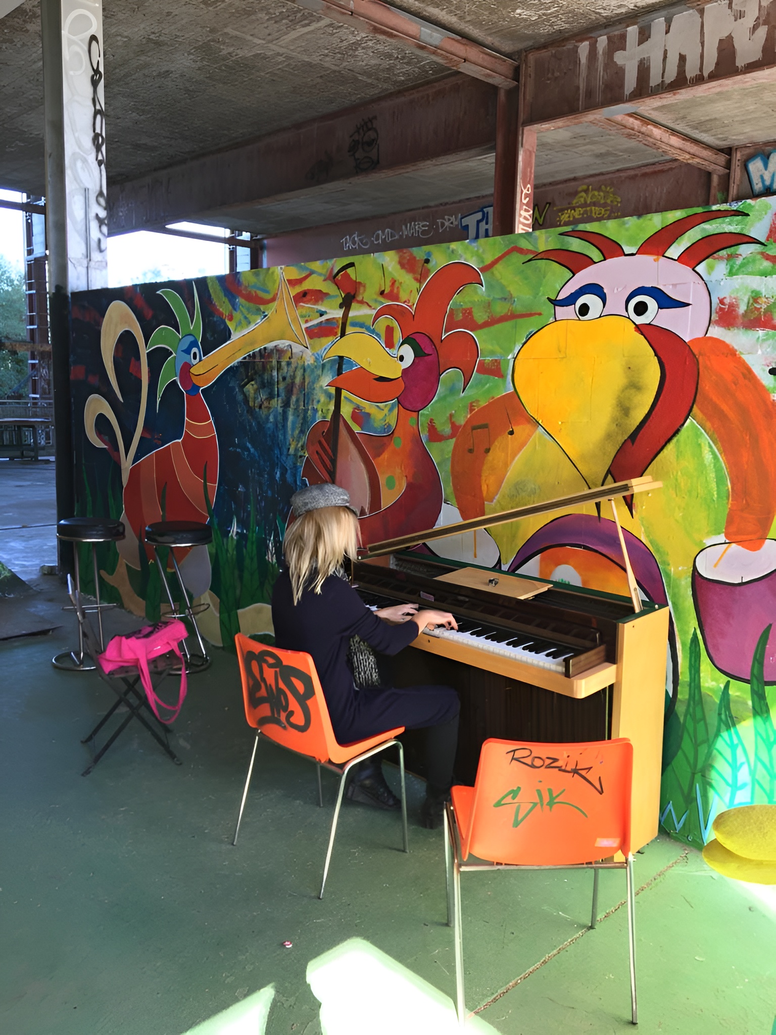 ROMI PLAYING THE PIANO IN TEUFELSBERG-BERLIN