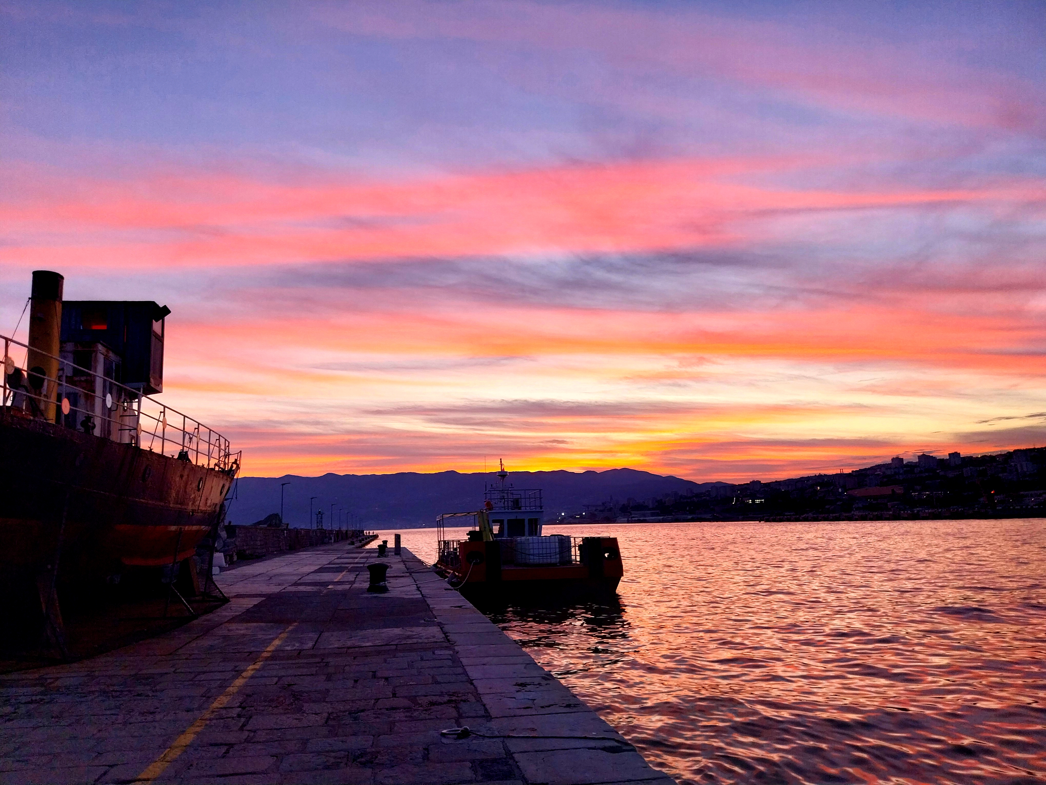 Sunset-Molo Longo
